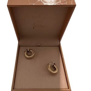 The Shrimpie earrings mini  hoops ribbed texture‎ 20mm in diameter